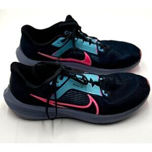 Nike · 9.5W · Air Zoom Pegasus 40 SE · Black / Hyper Pink Running